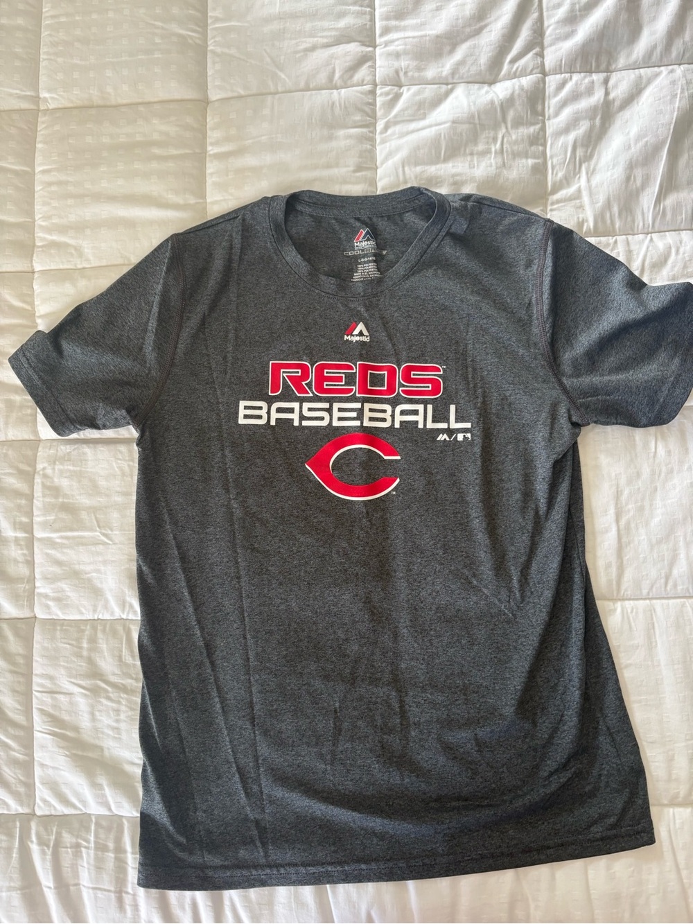 Majestic Reds Baseball Short-Sleeve Tee - Charcoal with Red and White Logo
